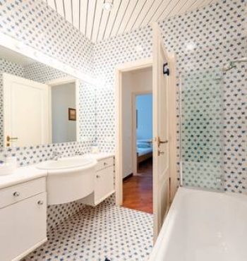 Casa Luigina - bathroom